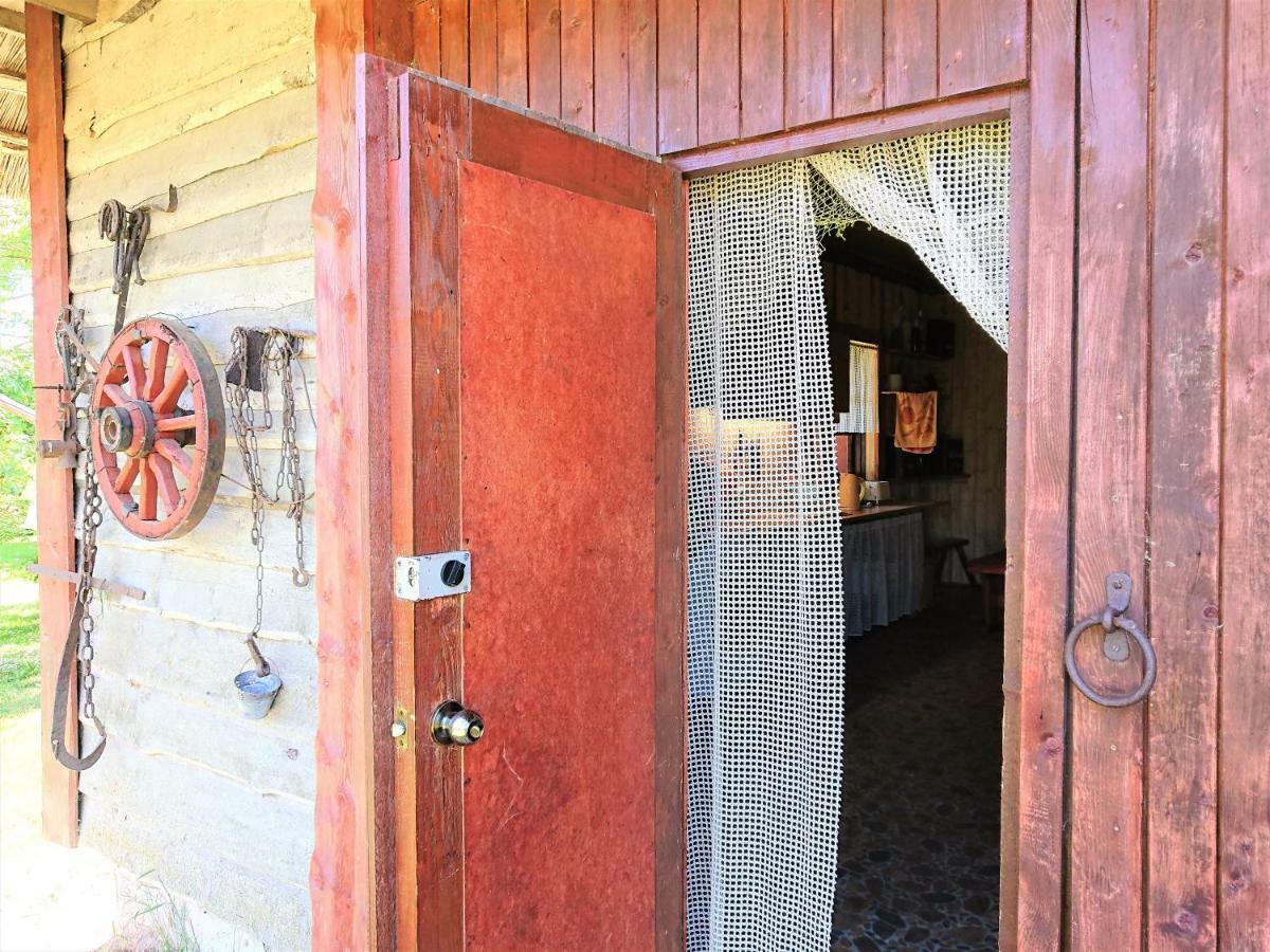 Toomalouka Tourist Farm Hotel Bagian luar foto